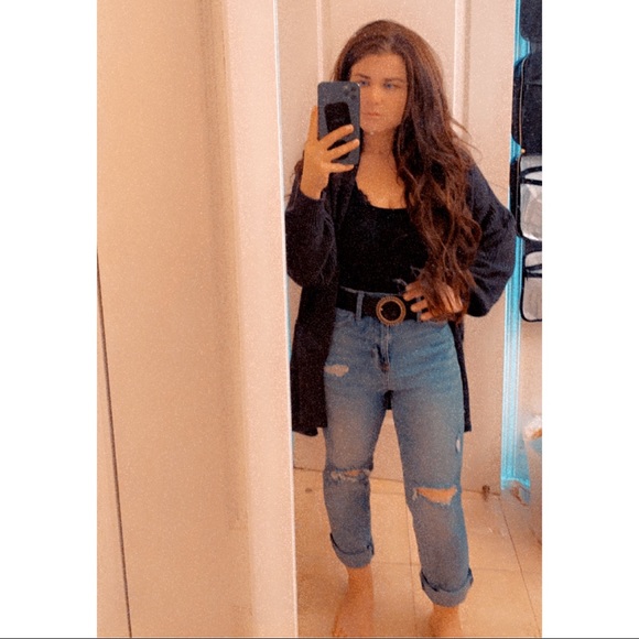 Meet your Posher, Alex - Picture 3 of 5